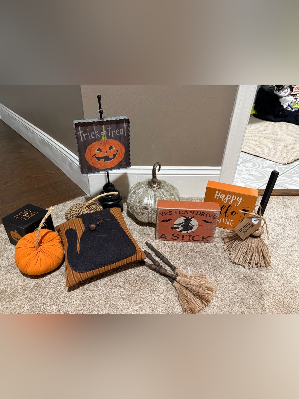Halloween Home Accent Set in Orange, Black, Cream - Unbranded